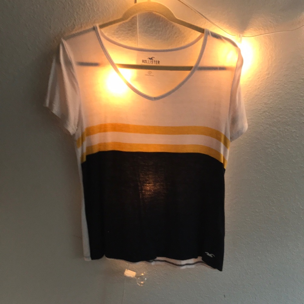 Hollister T-shirt